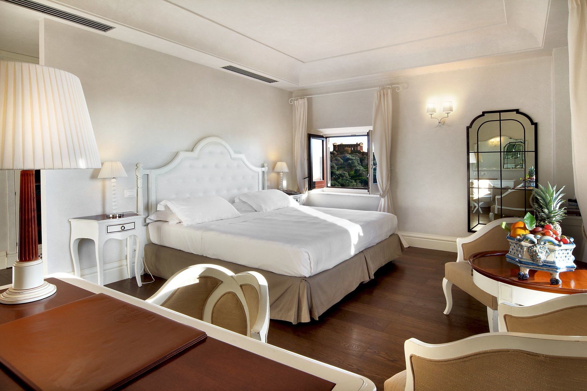 Villa Athena Resort Agrigento Exteriér fotografie A room at the hotel